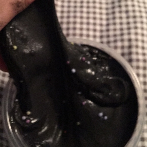 Soft creamy black butter slime with foam beads-8oz - Picture 4 of 7